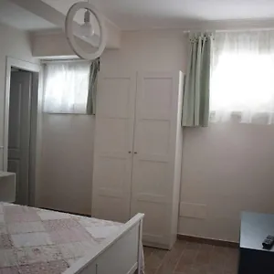  Bed & Breakfast Parco Degli Acquedotti Italia