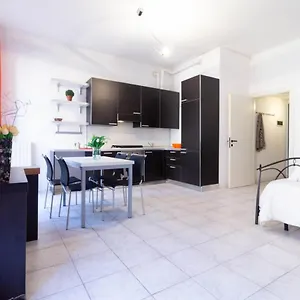 Appartamento Roma 40 - Affitti Brevi Italia, Lecco